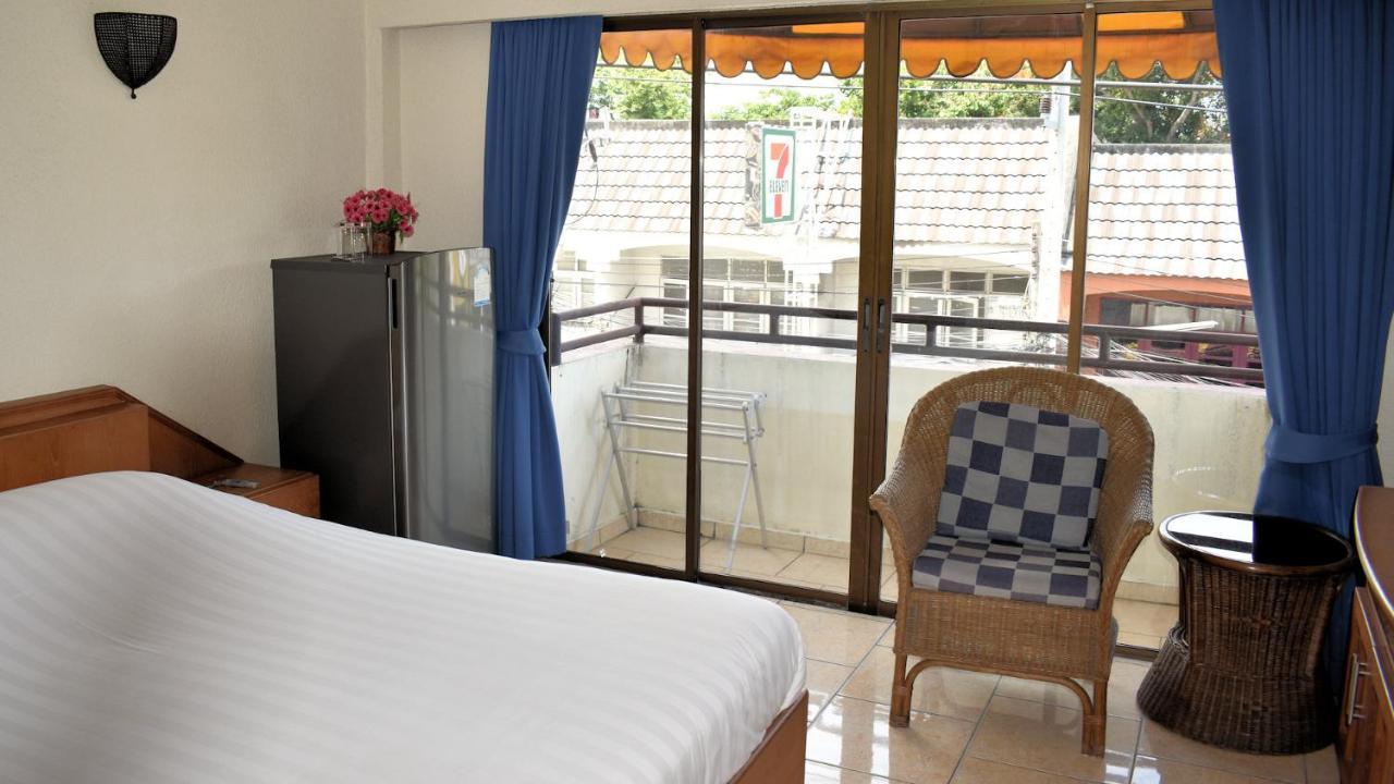 Klein Heidelberg Guesthouse Pattaya Eksteriør billede